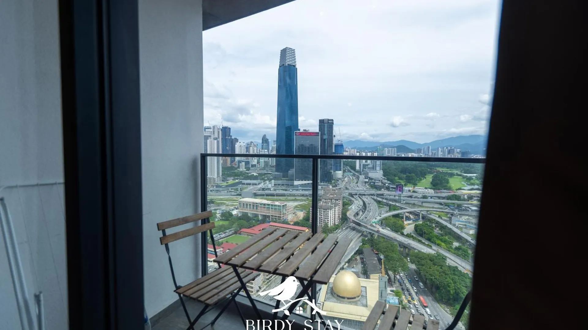 Continew Kl Retreat 5-Mins Walk Cochrane Mrt By Birdy Stay Kuala Lumpur Malaysia